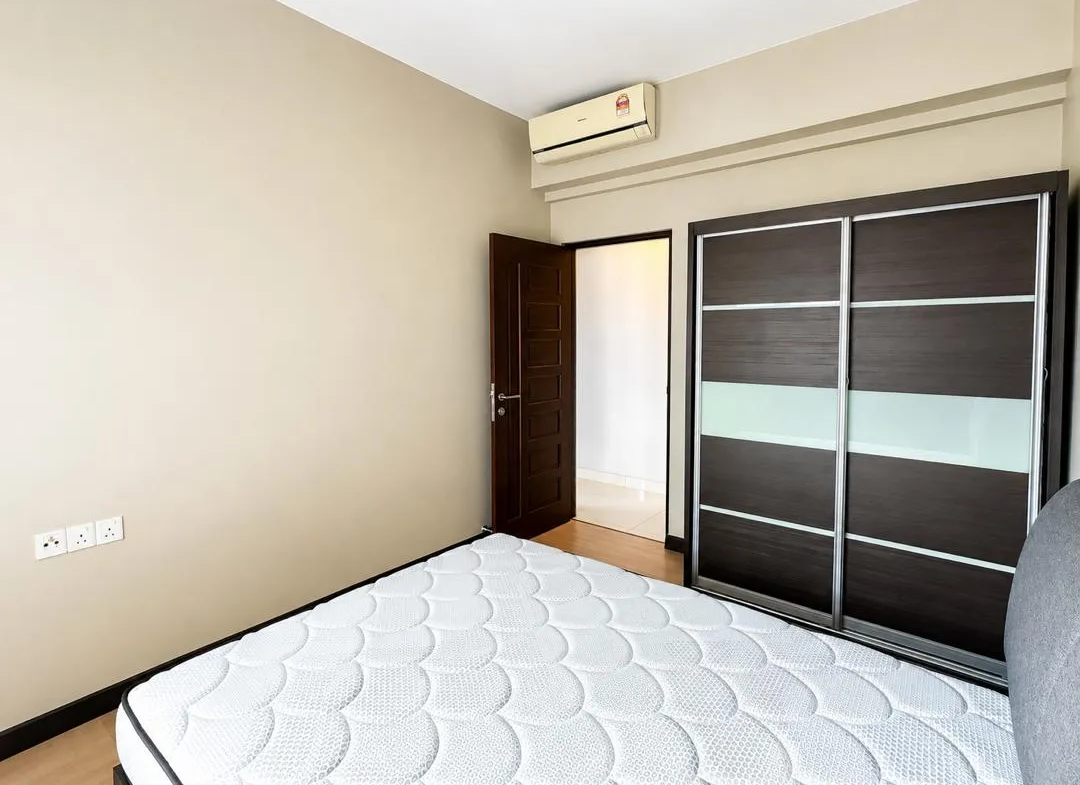 Vertiq Condominium For Rent