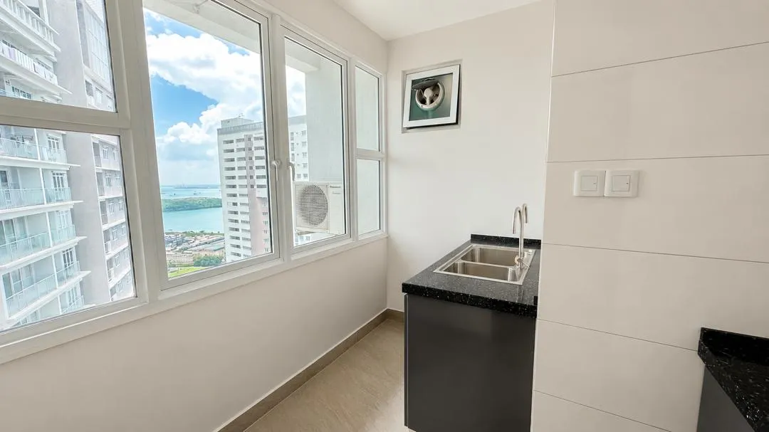 Vertiq Condominium For Rent