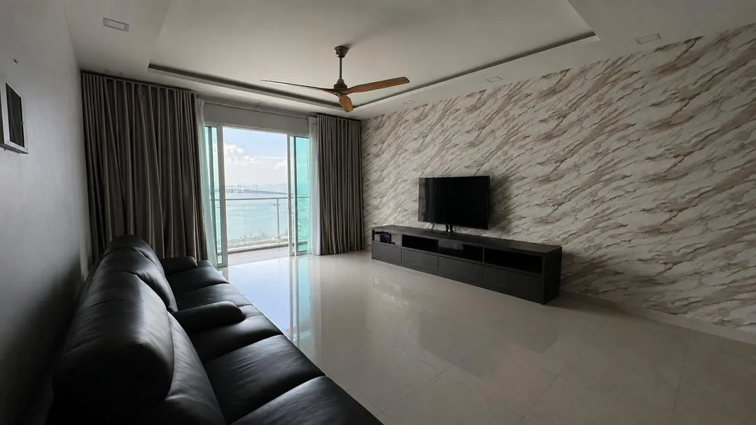 Vertiq Condominium For Rent